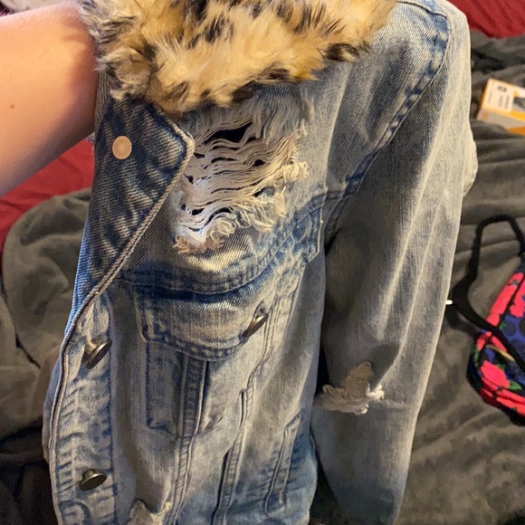 Denim jacket - Picture 4 of 4